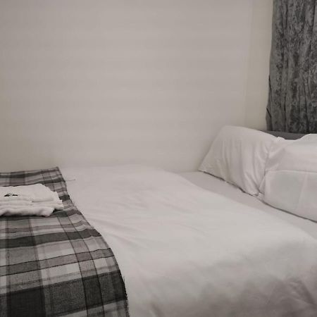 Hotel Ella'S Place Luton  Zewnętrze zdjęcie